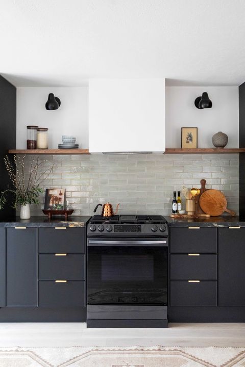 black kitchen, black cabinets